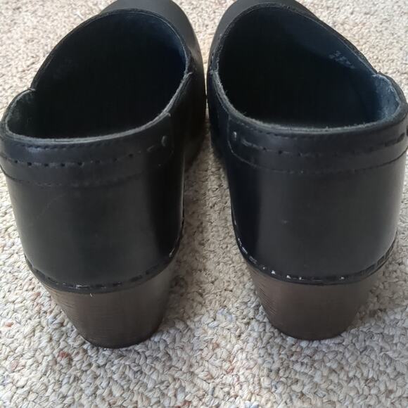 Dansko Women's Mavis Black Leather Dress Clog Pump size 40 - Picture 3 of 9